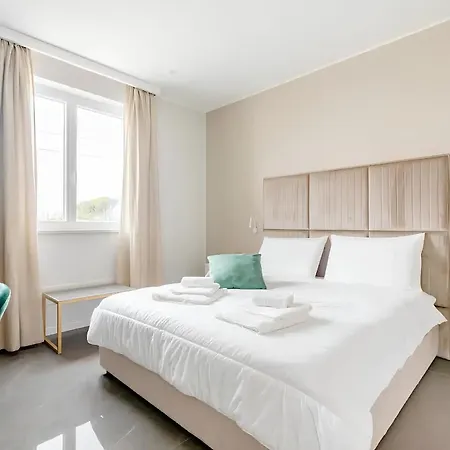 Shoruq Guest house *